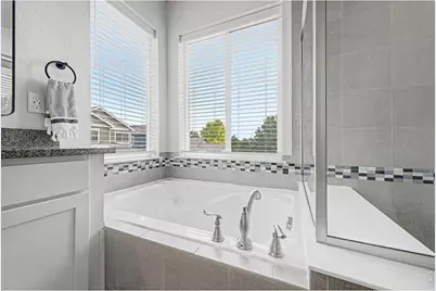 1424 Bluemoon Dr, Longmont, CO 80504 - Photo 21