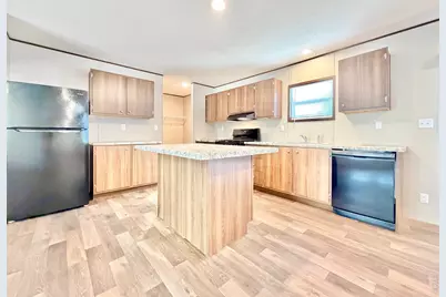 103 Beach Dr, Log Lane Village, CO 80705 - Photo 5
