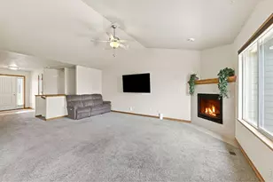 4228 Cypress Ridge Ln, Wellington, CO 80549 - Photo 3