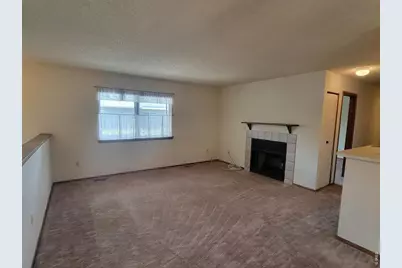 1045 Delta Dr #F, Lafayette, CO 80026 - Photo 3