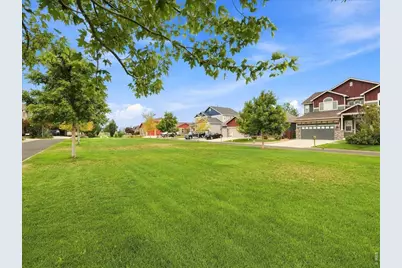 765 Grays Peak Ln, Berthoud, CO 80513 - Photo 45