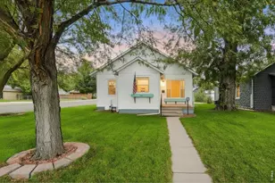 319 Turner St, Brush, CO 80723 - Photo 1