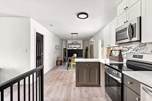 812 E Swallow Rd, Fort Collins, CO 80525 - Photo 15
