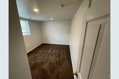 1017 16th St, Greeley, CO 80631 - Photo 17