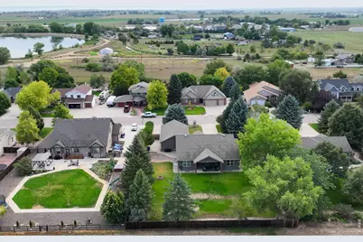 2029 Breckenridge Dr, Berthoud, CO 80513 - Photo 37