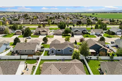 3710 Mount Flora St, Wellington, CO 80549 - Photo 45