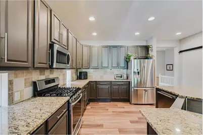 1628 Naples Ln, Longmont, CO 80503 - Photo 7
