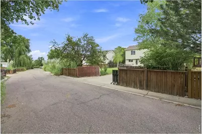 6751 Brittany Dr, Fort Collins, CO 80525 - Photo 29