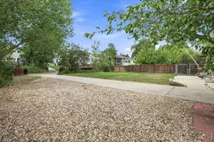 6751 Brittany Dr, Fort Collins, CO 80525 - Photo 25