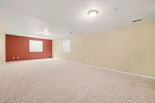 327 N 44th Ave Ct, Greeley, CO 80634 - Photo 23