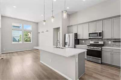 3107 Deering Lake Dr, Loveland, CO 80538 - Photo 9