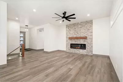 1402 Burt Ave, Berthoud, CO 80513 - Photo 3
