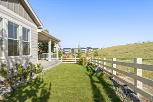 7281 S Vandriver Way, Aurora, CO 80016 - Photo 35