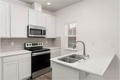 135 S 8th St, Berthoud, CO 80513 - Photo 5