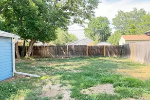 1129 E 2nd St, Loveland, CO 80537 - Photo 27