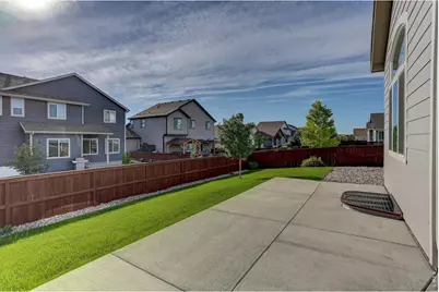 5674 Ault Dr, Loveland, CO 80538 - Photo 5