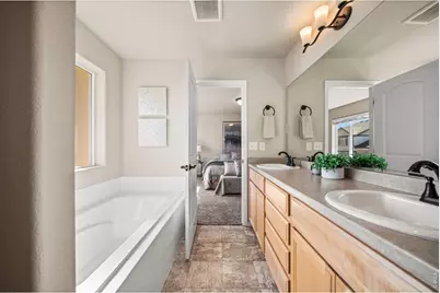 10436 17th St, Greeley, CO 80634 - Photo 25
