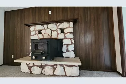 521 W 33rd St, Loveland, CO 80538 - Photo 7