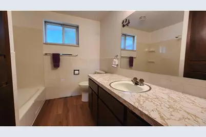 521 W 33rd St, Loveland, CO 80538 - Photo 19