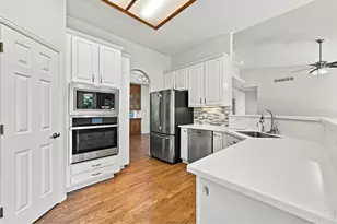1715 Whitehall Dr, Longmont, CO 80504 - Photo 15