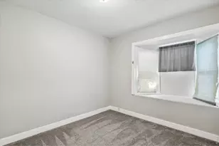 2300 S Gilpin St, Denver, CO 80210 - Photo 23