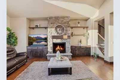39917 Hilltop Cir, Severance, CO 80610 - Photo 11