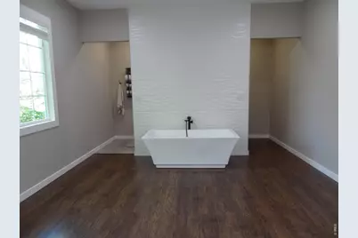 340 N Phelan Ave, Holyoke, CO 80734 - Photo 17