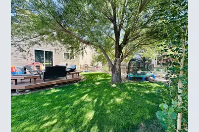 1207 103rd Ave, Greeley, CO 80634 - Photo 5