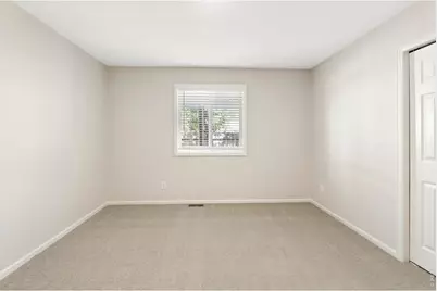 818 Baker St, Longmont, CO 80501 - Photo 23