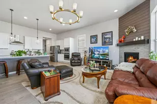 4347 Bluffview Dr, Loveland, CO 80537 - Photo 9