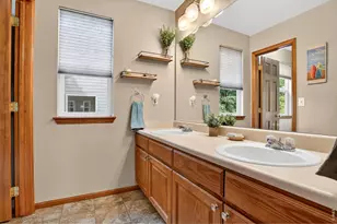 1516 Red Mountain Dr, Longmont, CO 80504 - Photo 35
