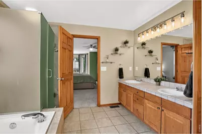 1516 Red Mountain Dr, Longmont, CO 80504 - Photo 31