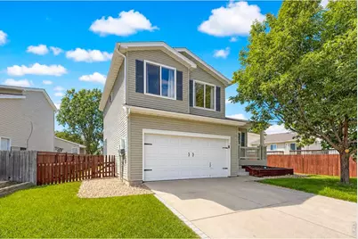 1104 Fall River Cir, Longmont, CO 80504 - Photo 3