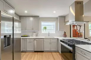 4745 S Sherman St, Englewood, CO 80113 - Photo 9