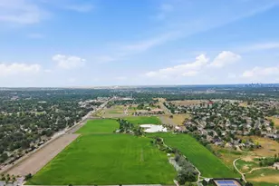 5685 Vivian St, Arvada, CO 80002 - Photo 31