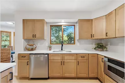 1318 Sanford Dr, Fort Collins, CO 80526 - Photo 11