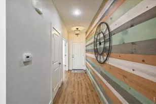 1421 Rustic Dr, Longmont, CO 80504 - Photo 3
