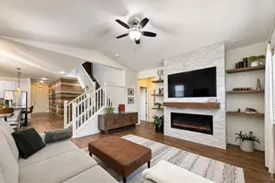 1421 Rustic Dr, Longmont, CO 80504 - Photo 13