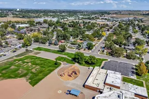 1714 S Douglas Ave, Loveland, CO 80537 - Photo 37