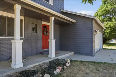2409 Flagstone Ct, Fort Collins, CO 80525 - Photo 3