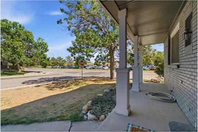 2409 Flagstone Ct, Fort Collins, CO 80525 - Photo 5