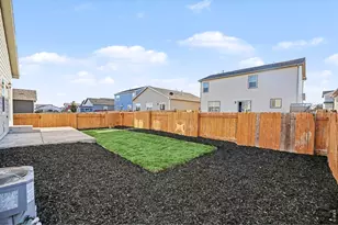 210 N Stewart St, Keenesburg, CO 80643 - Photo 17