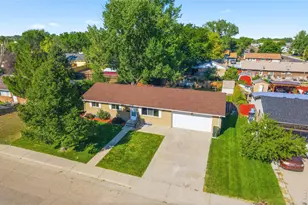 413 Hickory St, Fort Morgan, CO 80701 - Photo 3