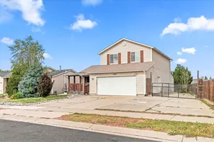 3905 Dove Ln, Evans, CO 80620 - Photo 43