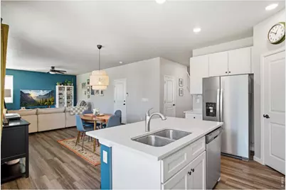 913 Huron St, Johnstown, CO 80534 - Photo 9