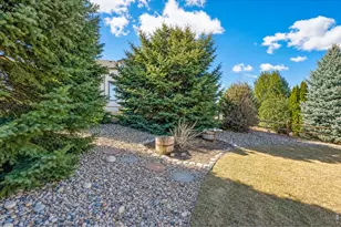 1756 Green River Dr, Windsor, CO 80550 - Photo 45