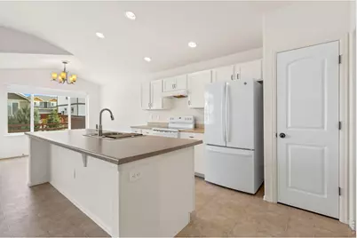 1723 Thrive Dr, Windsor, CO 80550 - Photo 9