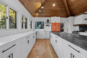 5396 Bear Mountain Dr, Evergreen, CO 80439 - Photo 15