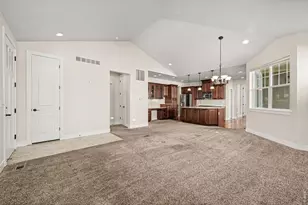 4751 Pleasant Oak Dr, Fort Collins, CO 80525 - Photo 7