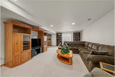 3858 Mount Oxford St, Wellington, CO 80549 - Photo 11